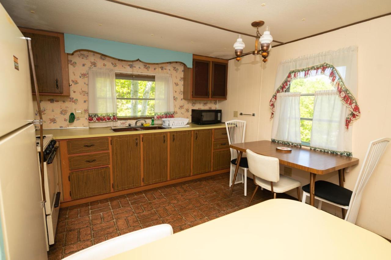 كلايتون Fair Wind Motel And Cottages المظهر الخارجي الصورة
