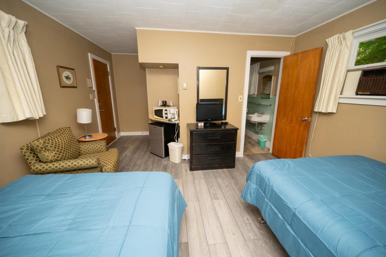 كلايتون Fair Wind Motel And Cottages المظهر الخارجي الصورة
