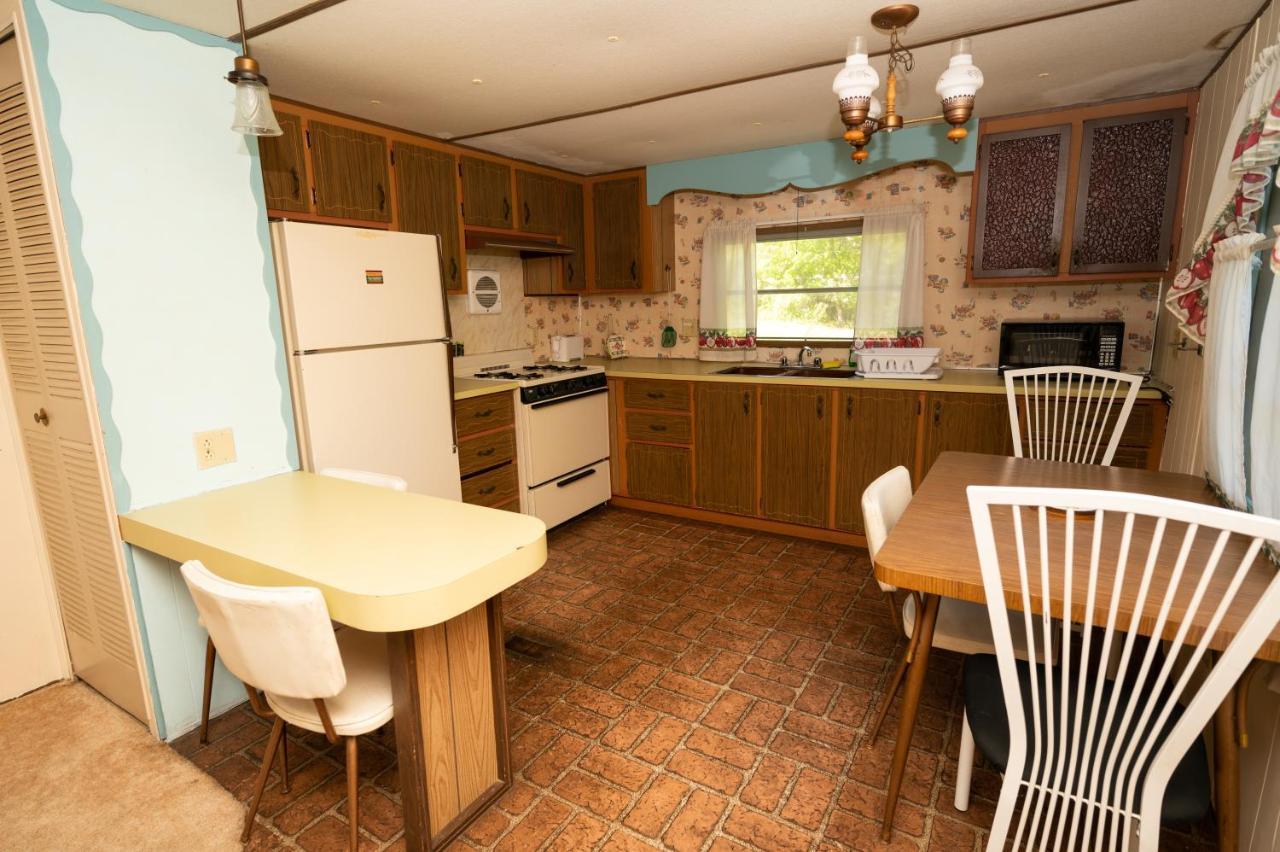 كلايتون Fair Wind Motel And Cottages المظهر الخارجي الصورة