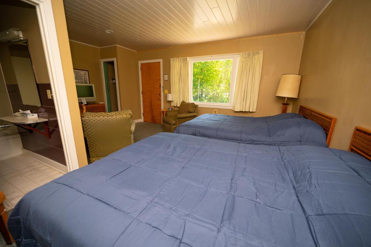 كلايتون Fair Wind Motel And Cottages المظهر الخارجي الصورة