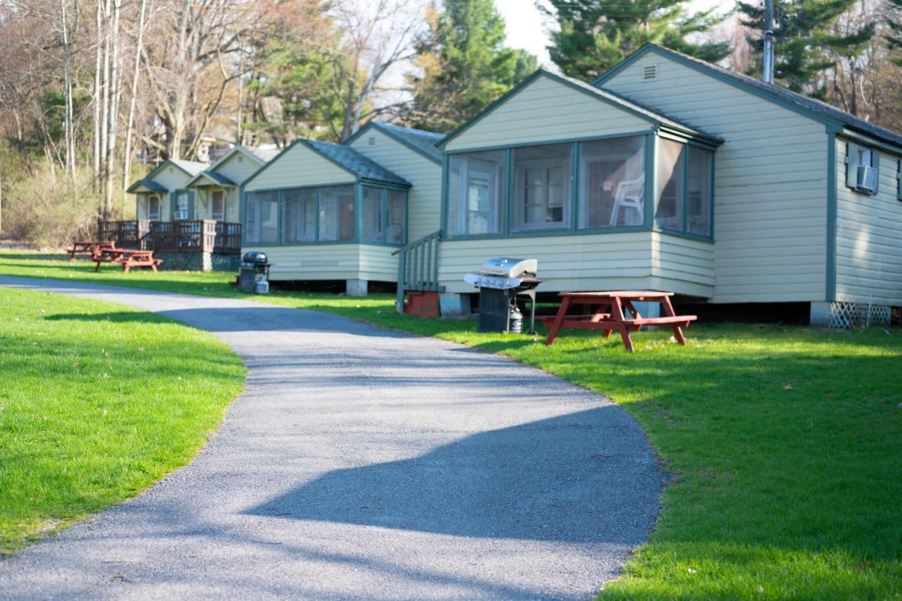 كلايتون Fair Wind Motel And Cottages المظهر الخارجي الصورة